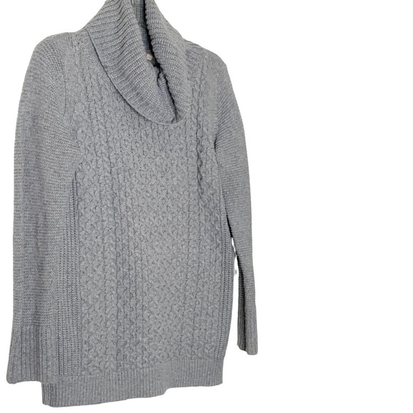 SKIES are Blue grey turtleneck sweater. Long sleeves. Size S - Picture 4 of 7